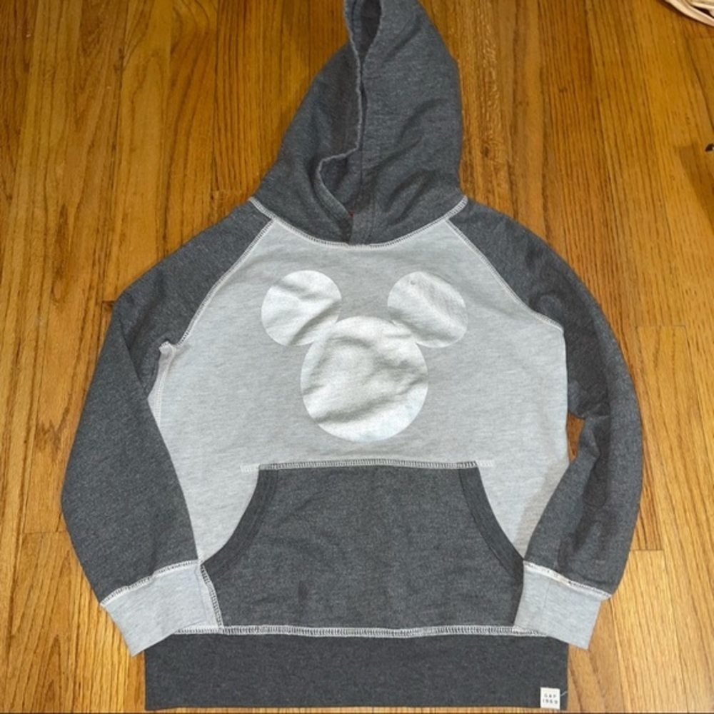 EUC gap Mickey sweatshirt